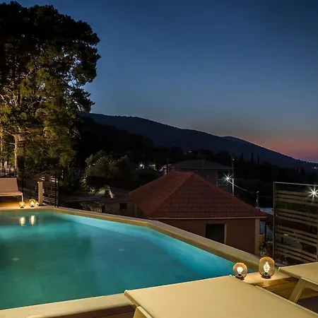 Villa King Side