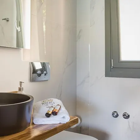 King Side Makriotika