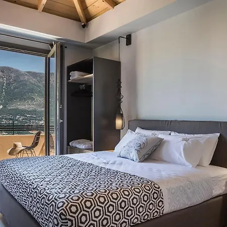 King Side * Makriotika